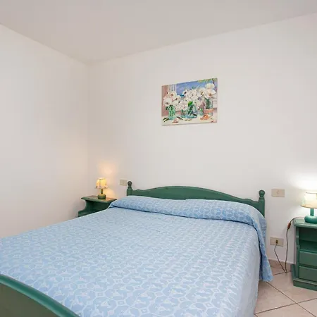 בית נופש Mula 1 *